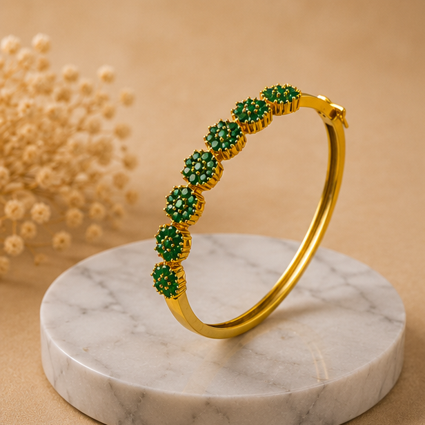 THE SHAHI GULDASTA EMERALD BANGLE-2