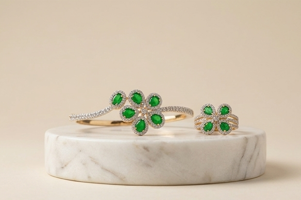 CELESTIA FLORA CUFF