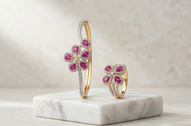 DAHLIA BOTANICAL RUBY-TONED BRACELET & RING SET