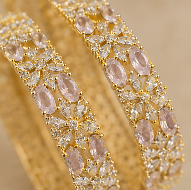 THE SHAHI BAGICHA GOLD-LOOK KANGAN