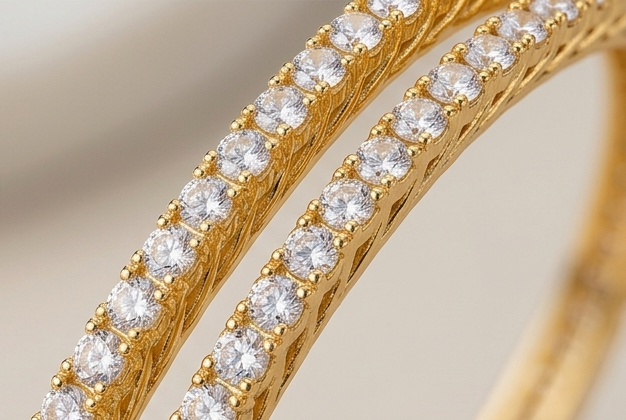 DORI GOLD PLATED BRACELET WITH STONES