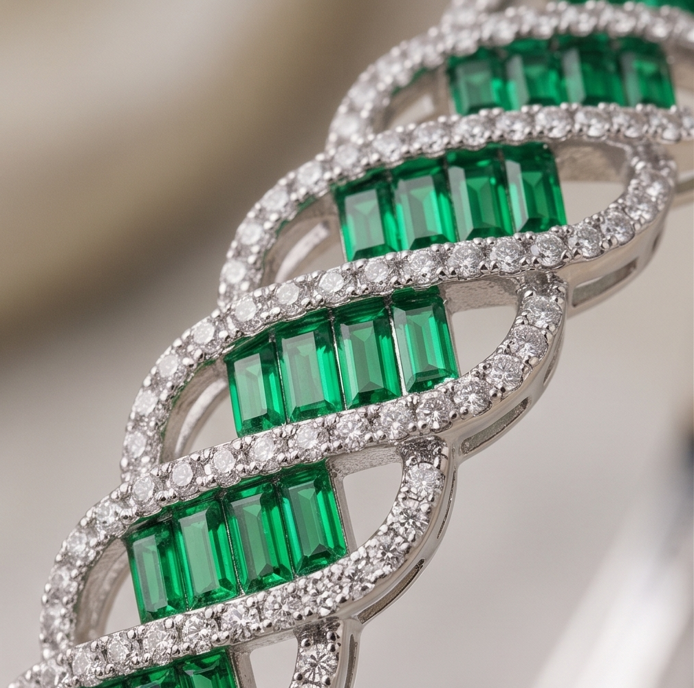 THE SHAHI LEHER EMERALD GEM BRACELET