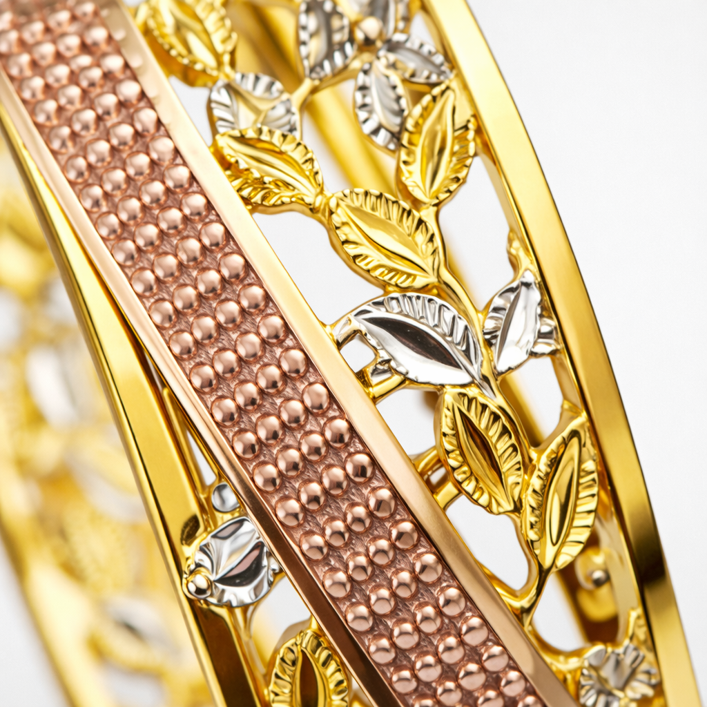 LINA BLOOM BANGLE