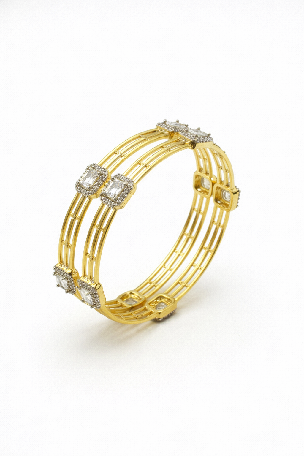 REGALIA SQUARE DIAMOND BANGLE