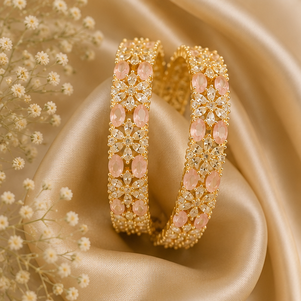 THE SHAHI BAGICHA GOLD-LOOK KADA