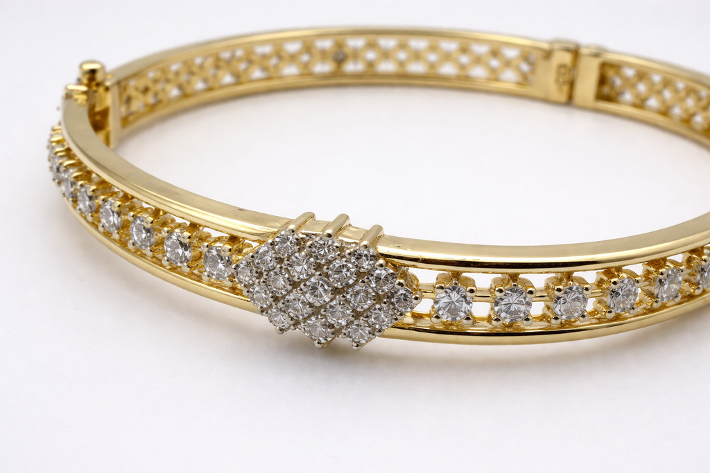 NOOR BLOOM DIAMOND BANGLE
