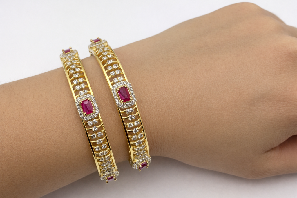 MAHARANI RUBY GLOW DIAMOND BANGLE