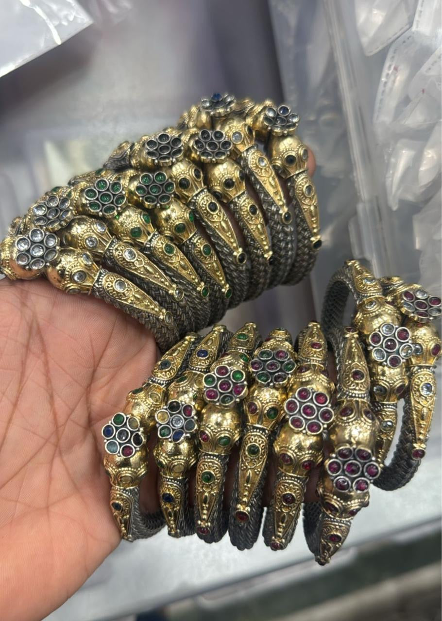 Royal Charm Oxidised Kada