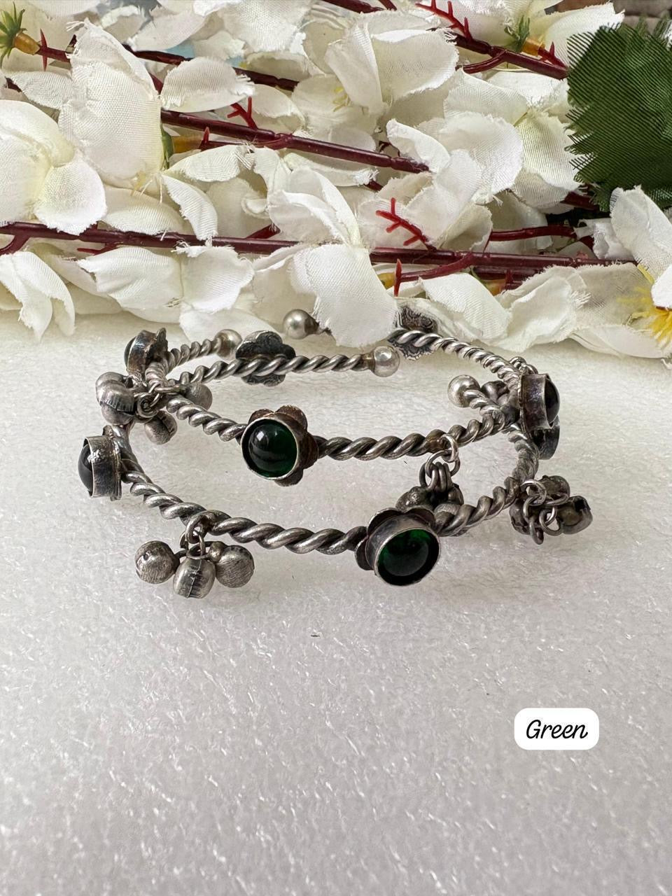 Vintage Oxidized Green Stone Bangle