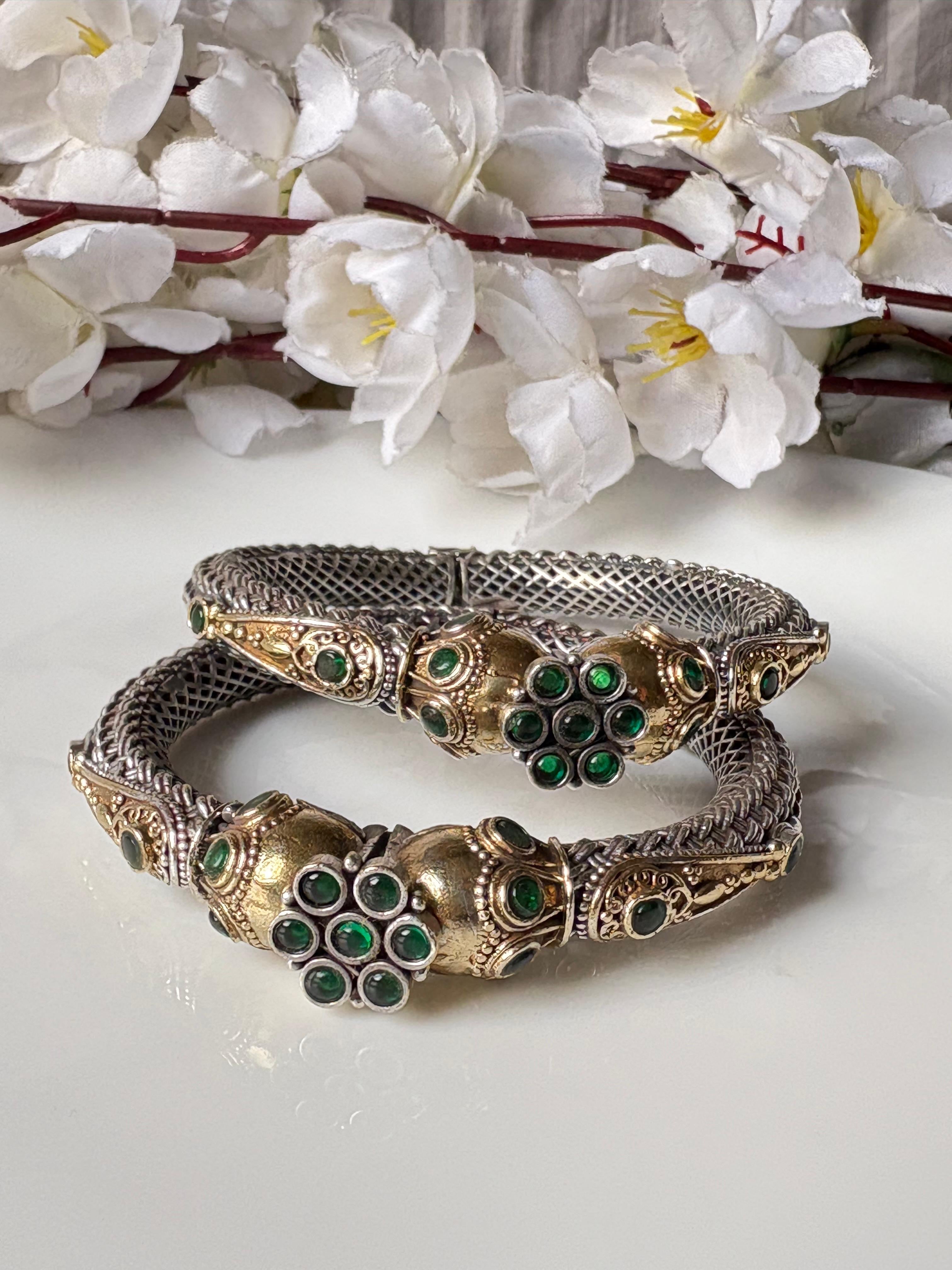 Royal Charm Oxidised Kada