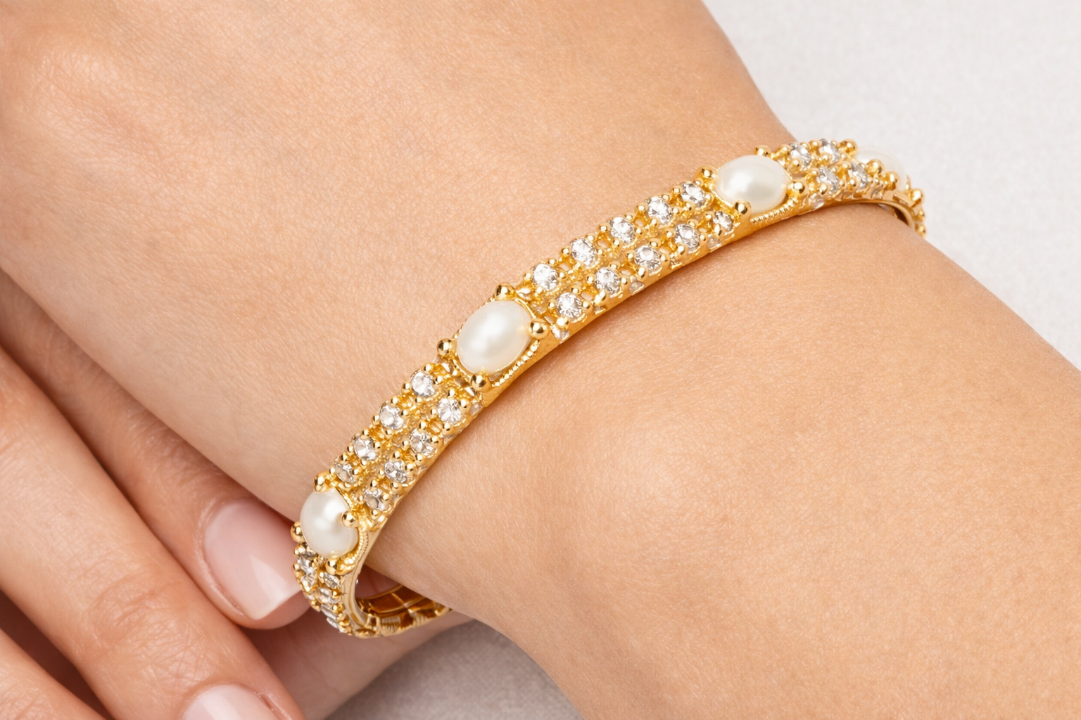 Jawhara Al-Malak Bangle