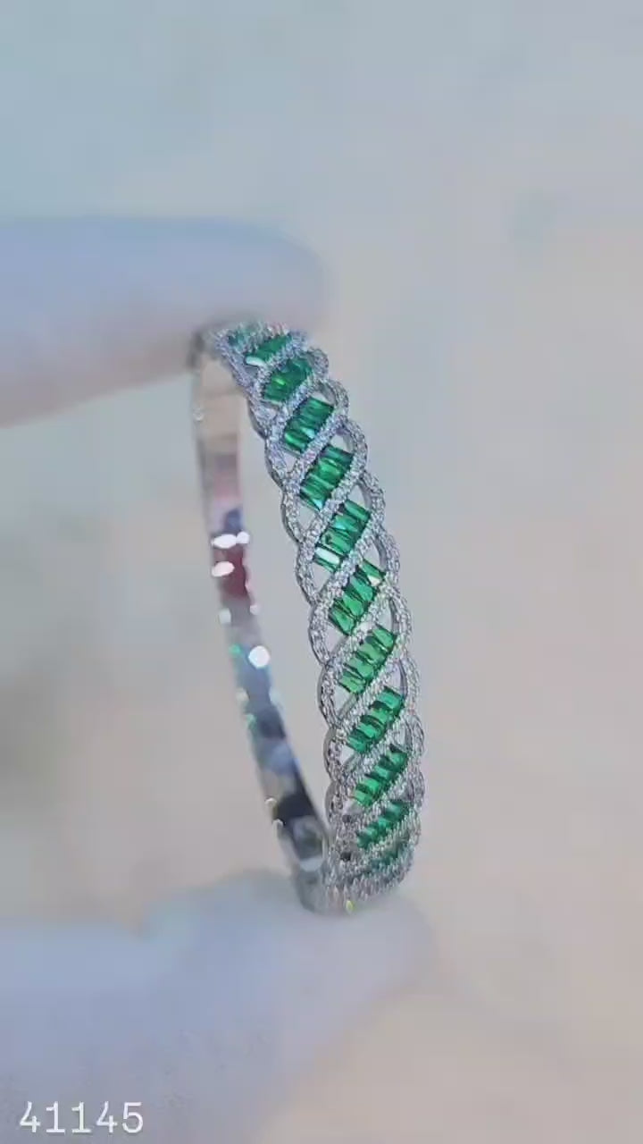 THE SHAHI LEHER EMERALD GEM BRACELET