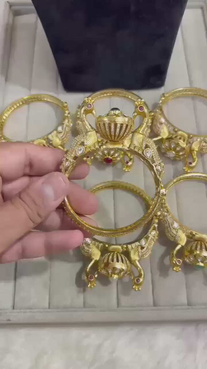 Swarna Mayur Heritage Bangle