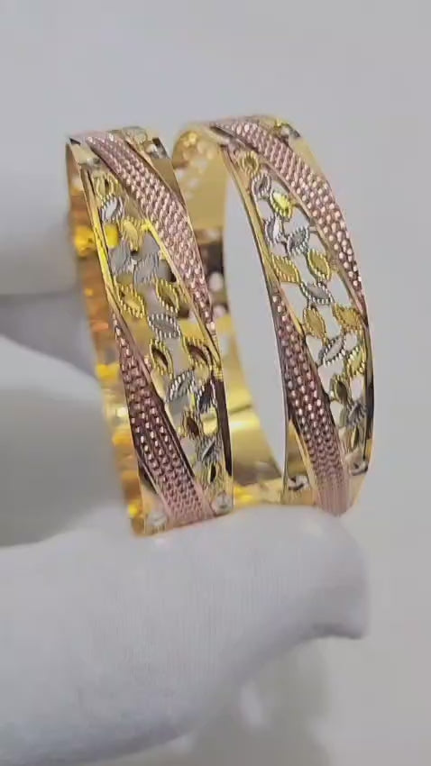 LINA BLOOM BANGLE
